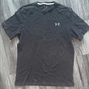 Under Armour Black Short Sleeve Crew Neck Tee with Chest Logo